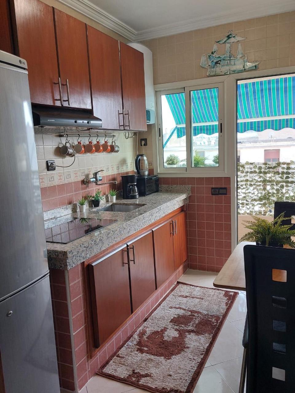 Appartement Avec Terrasse Au Coeur Du Centre-Ville De Rabat Rabat