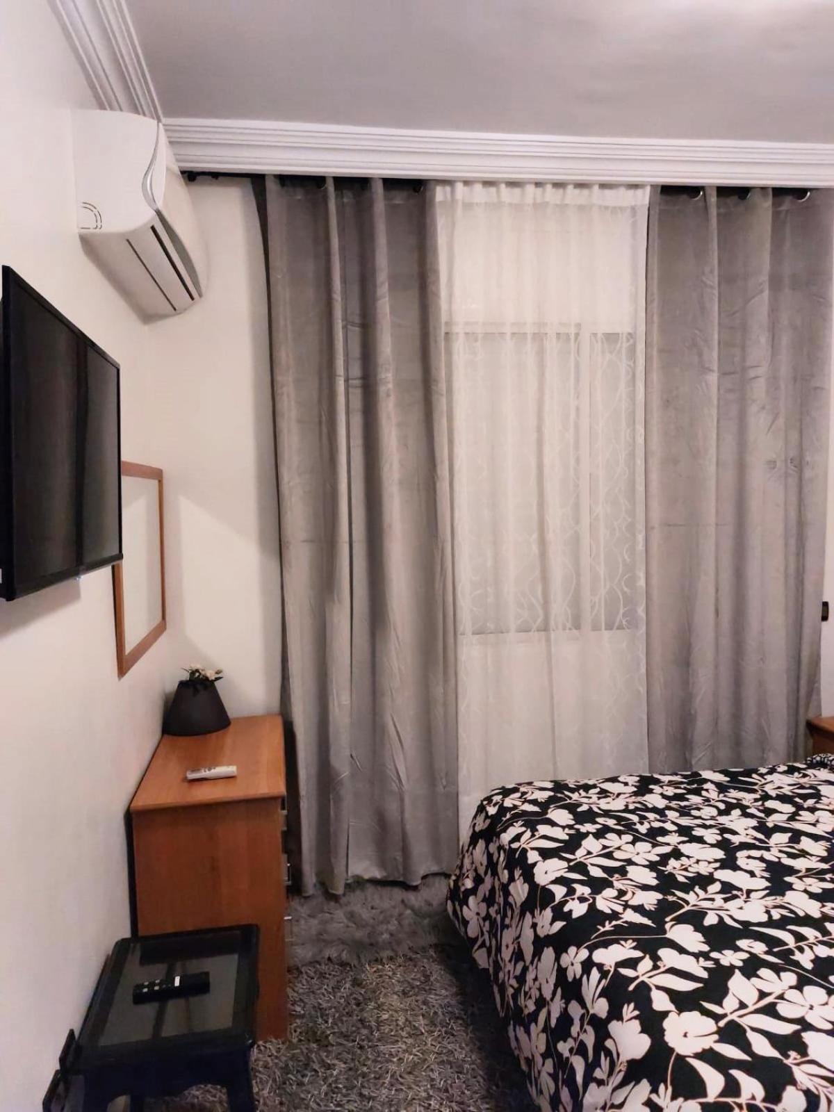 Appartement Avec Terrasse Au Coeur Du Centre-Ville De Rabat * Rabat